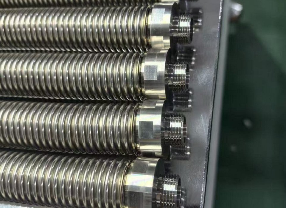 Automated Metal Hose Welding