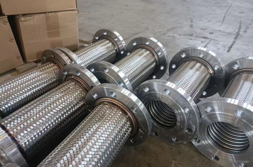 Automation Welding of Metal Hose