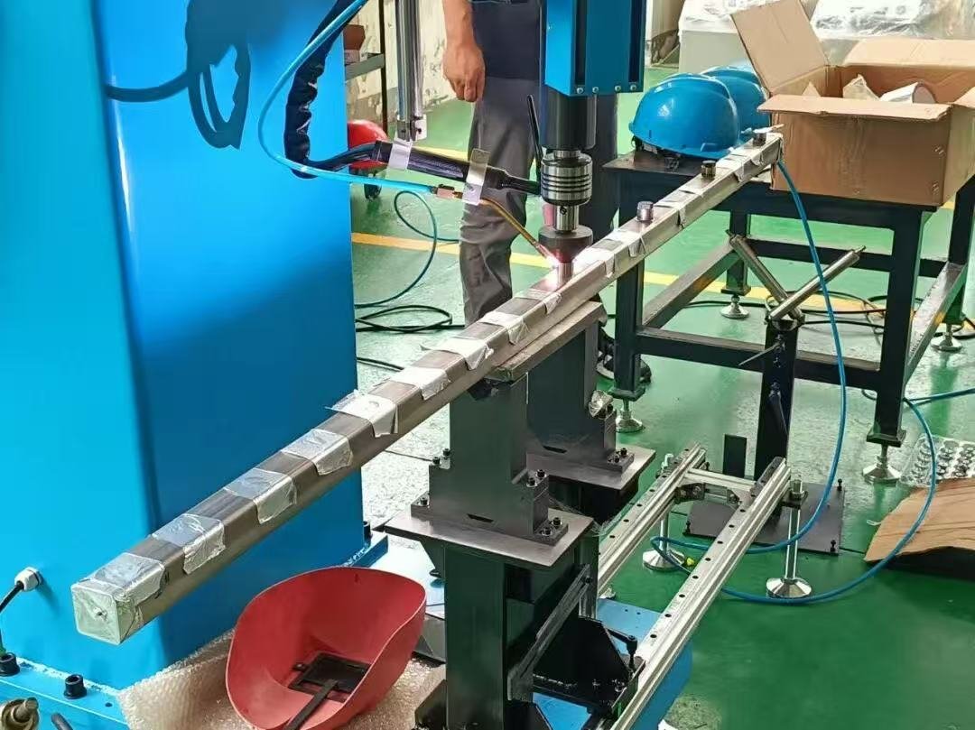 Automatic TIG welding system for stainless steel liquid cooling pipes