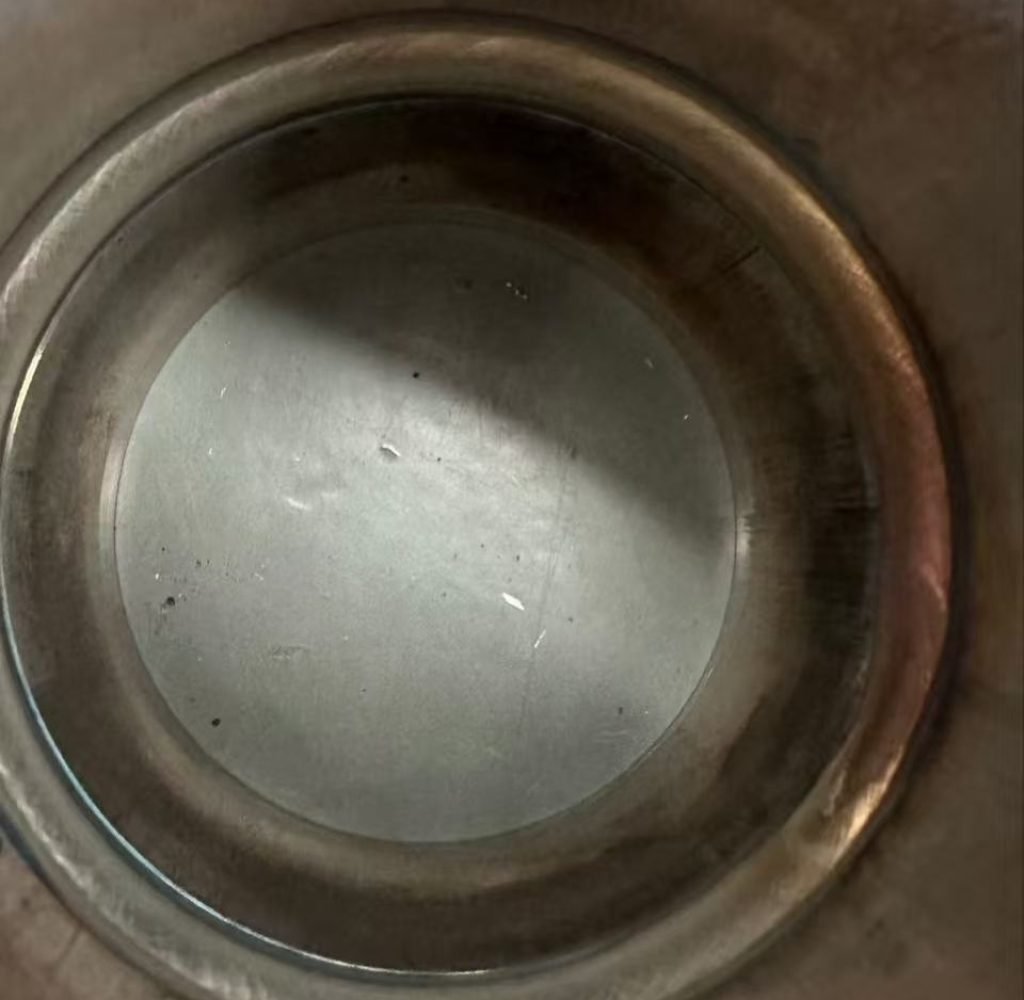 Internal TIG weld quality of a stainless steel liquid cooling pipe joint