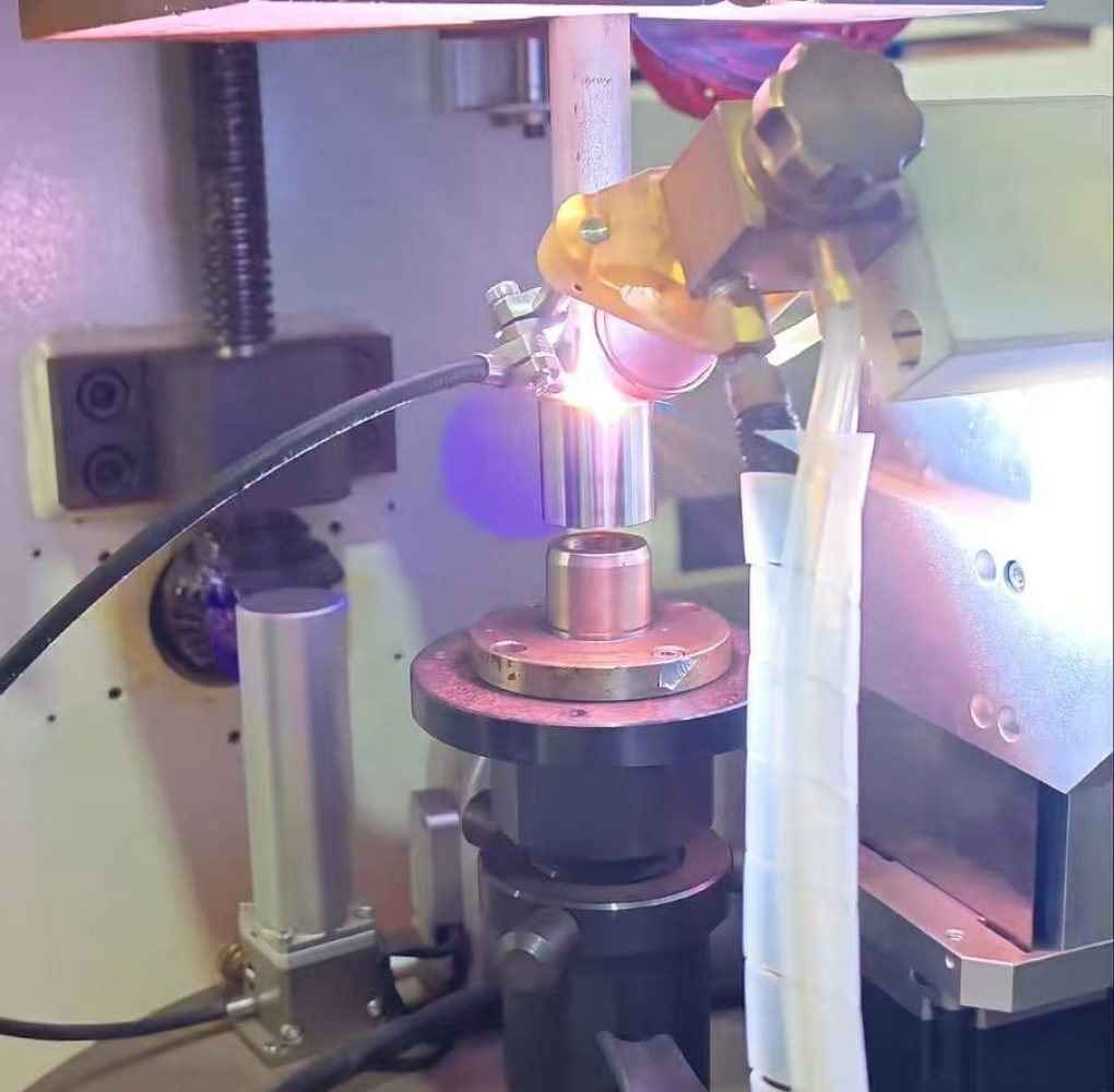 Vertical Rotary Torch Welding for small-diameter pressure pipe fittings